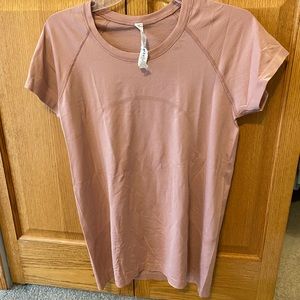 Lululemon Swiftly Tech Short Sleeve